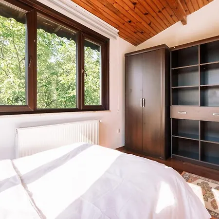 Chic Flat W Terrace Garden Fireplace In Nature Apartamento *